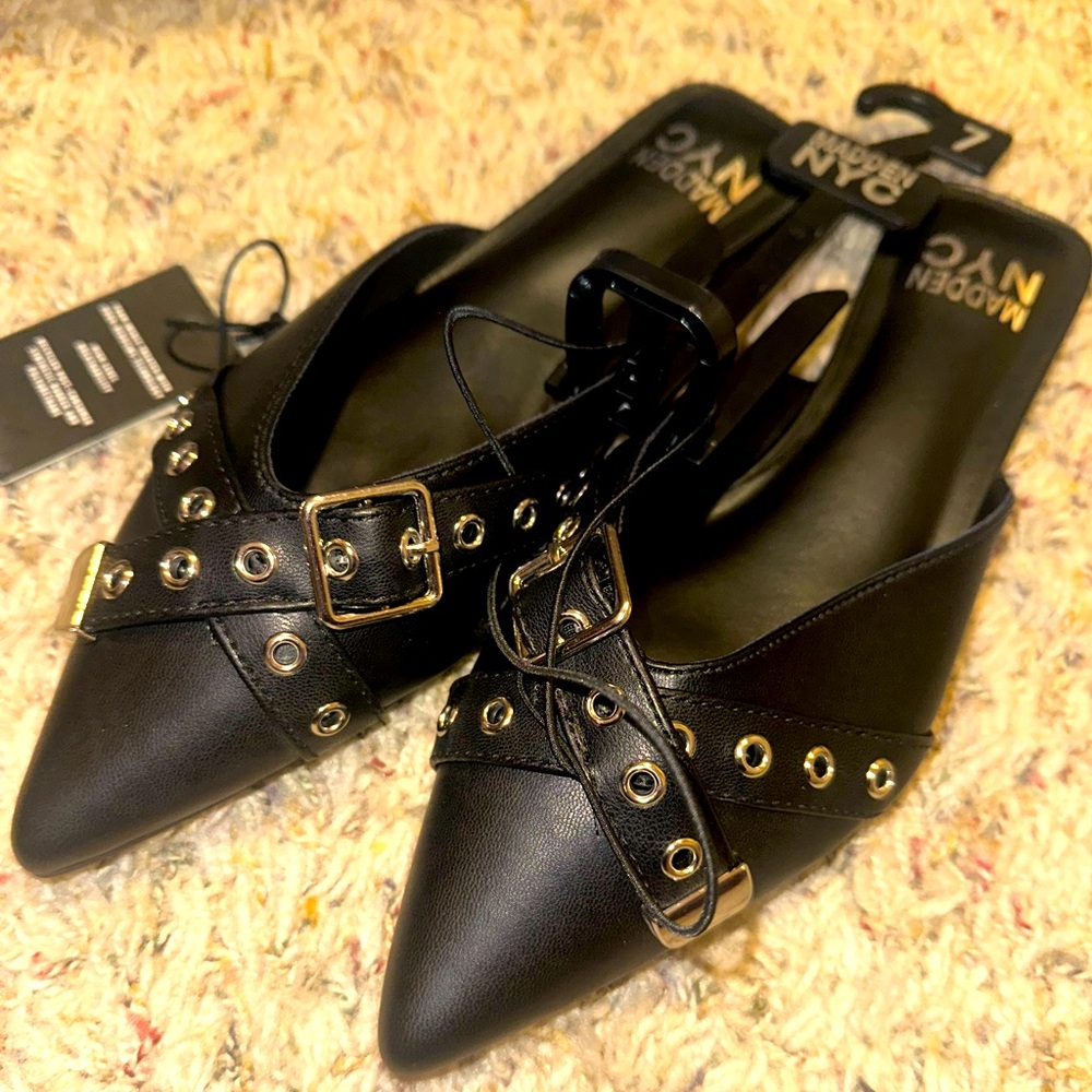 NYC madden shoes flats size 7 sexy studded 🖤🤍